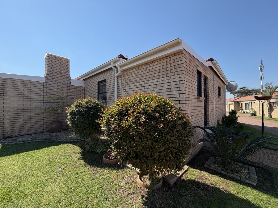 3 Bedroom Property for Sale in Jeffreys Bay Central Eastern Cape
